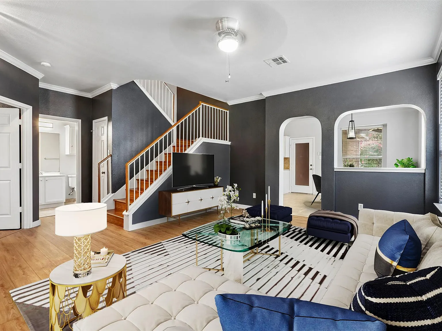 4 bed, 3.0 bath, 1788 sqft, $2,000 — Photo 1