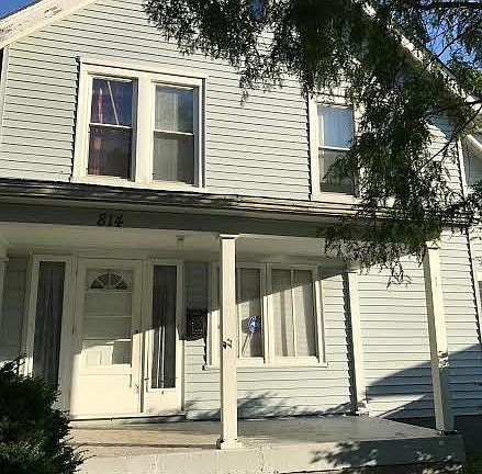 3rd image of 814 Ferndale Ave