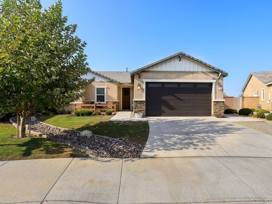 25454 Rocking Horse Ct, Menifee, CA 92584