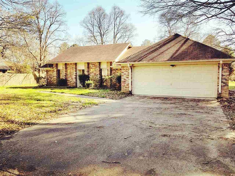 1st image of 405 Cedarwood Dr