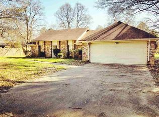 405 Cedarwood Dr, Jackson, MS 39212