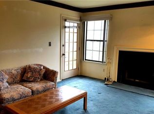 35 Lear Ct, East Brunswick, NJ 08816