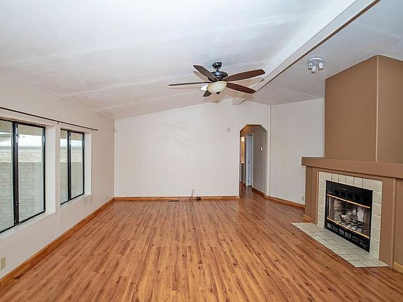 2nd image of 11472 E 38th St