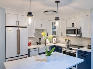 303 Fairway Vlg, Leeds, MA 01053