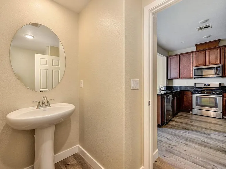 3967 Streamline St — Photo 8