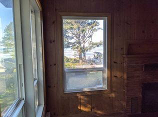 43 NW Chipmunk St, Yachats, OR 97498