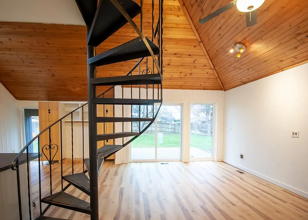 2 bed, $2,100 — Photo 4