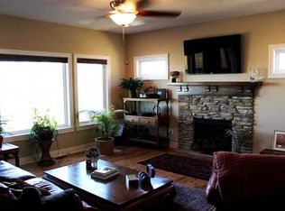 2886 NW 167th St, Clive, IA 50325