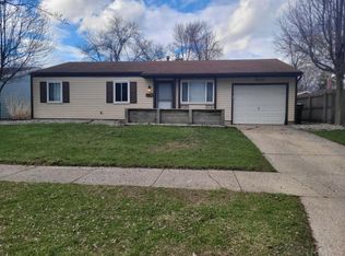 2015 Renfrew Dr, South Bend, IN