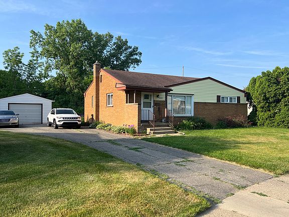 3rd image of 1016 Boynton Dr