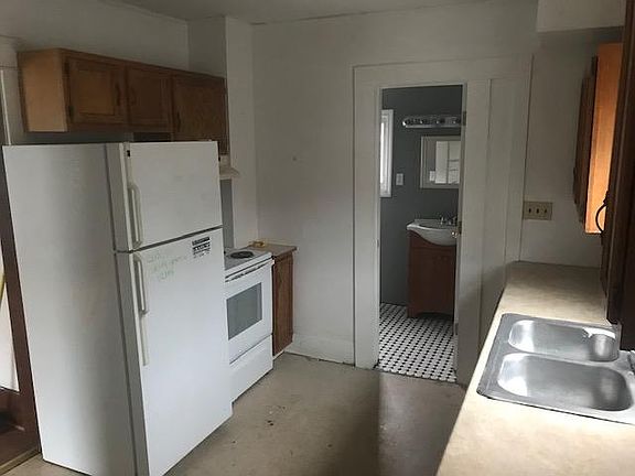 5th image of 1216 Michigan Ave