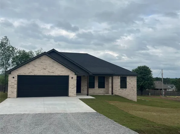 1980 N Sunset Strip, Tahlequah, OK 74464