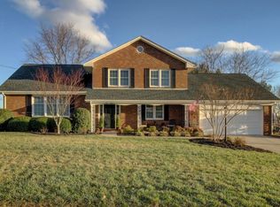 818 Olney Rd, Vinton, VA 24179