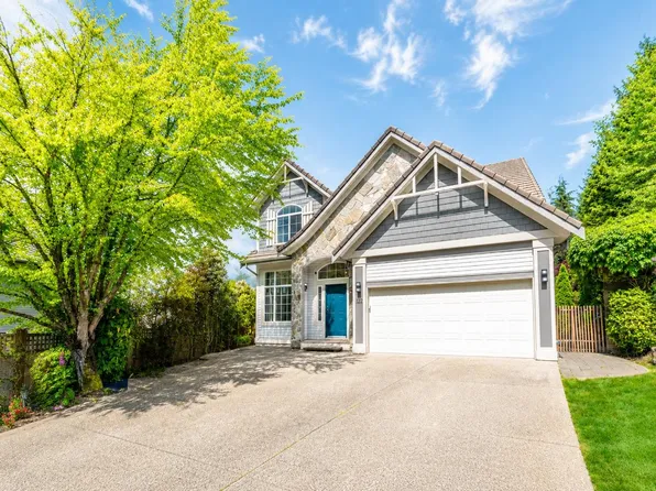 122 Chestnut Ct, Pt Moody, BC V3H 5G4