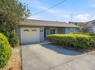 581 Summit Dr, Pinole, CA 94564