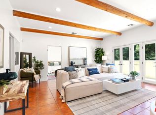 25648 Timpangos Dr, Calabasas, CA 91302