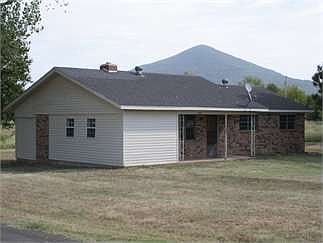 2nd image of 14558 Elm St