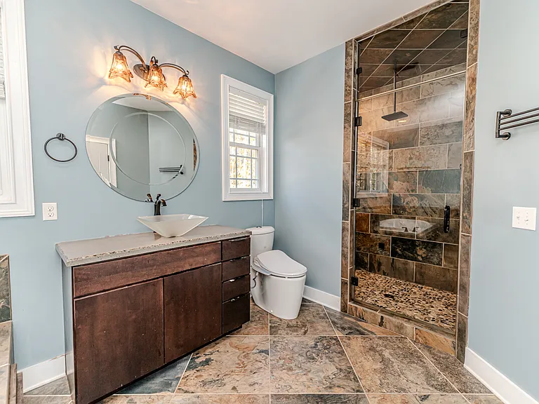 233 Saintsbury Pl — Photo 40
