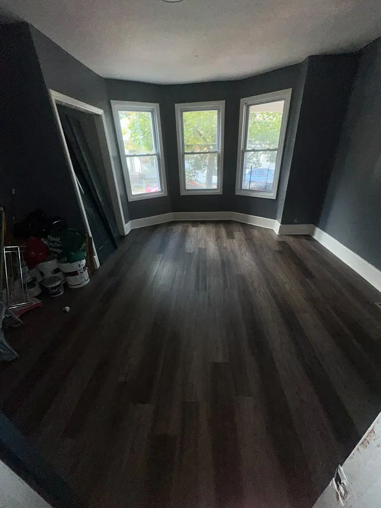 3 bed, $2,000 — Photo 2