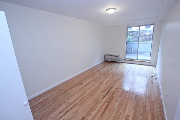 Rented by Jonis Realty | media 21