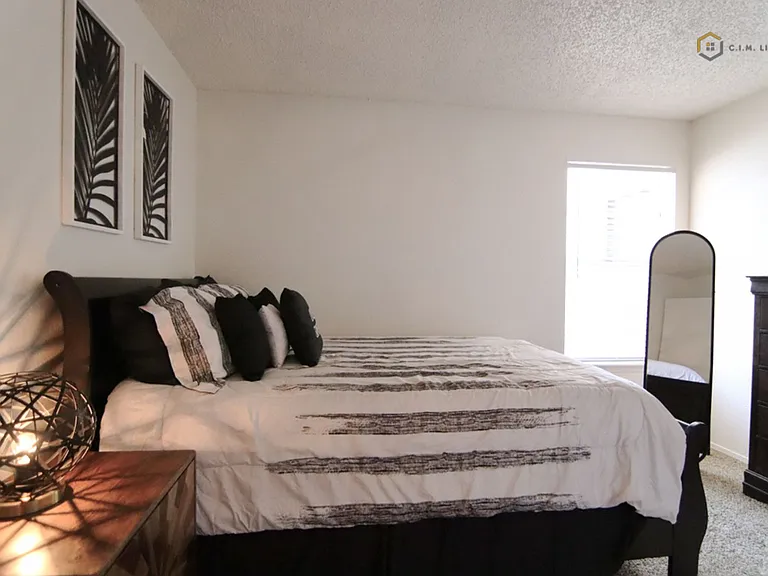 Union Point Apartments — Photo 32