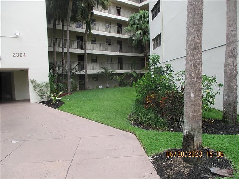 1st image of 2304 S Cypress Bend Dr APT 212