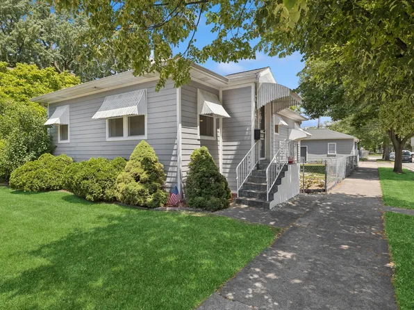 946 Elgin Ave, Forest Park, IL 60130