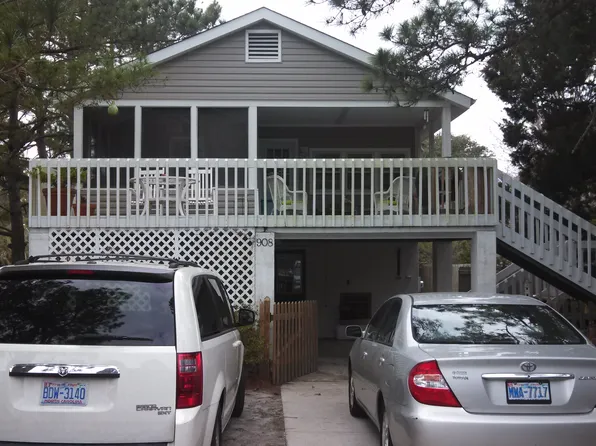 908 3rd St S, Carolina Beach, NC 28428