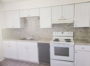 1938 N 33rd St APT G, Galesburg, MI 49053