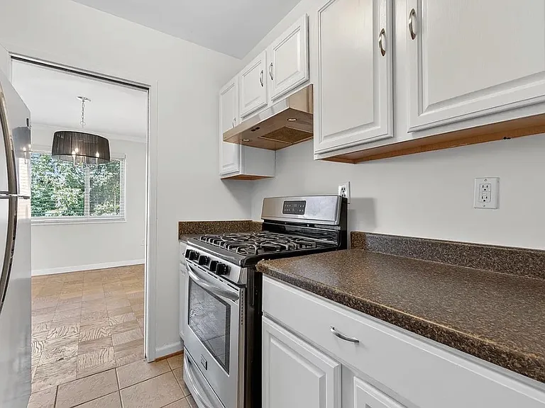 3900 Tunlaw Rd NW #618 — Photo 11