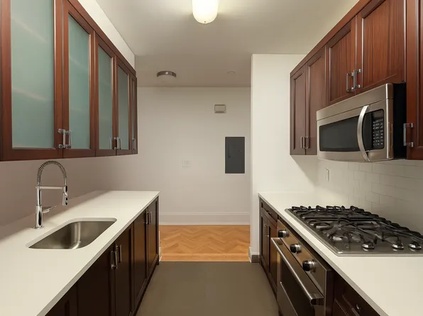 205 West 76th Street image 4 of 8