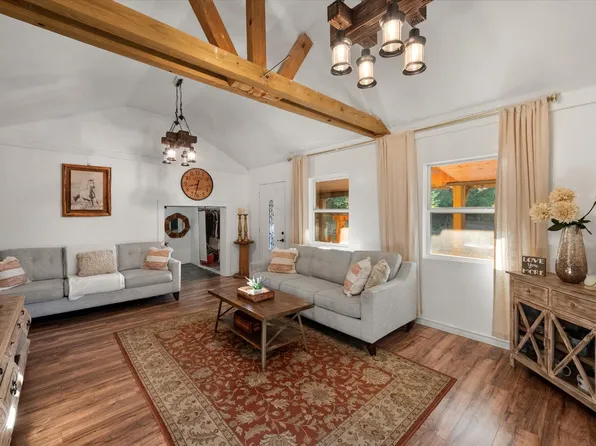 734 S Interstate Highway 45, Teague, TX 75860