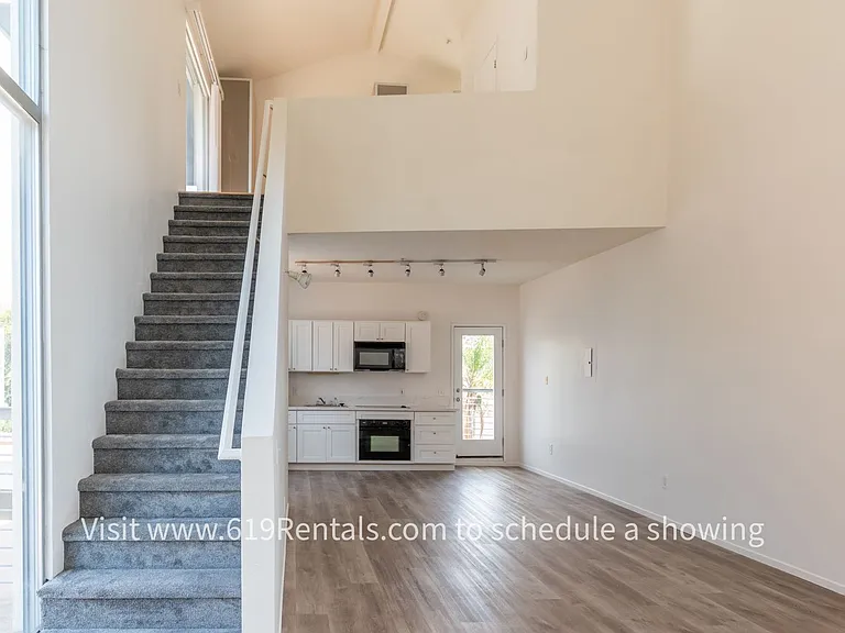 2084 Kettner Blvd #35 — Photo 4
