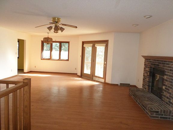 4th image of 2608 Crescent Dr