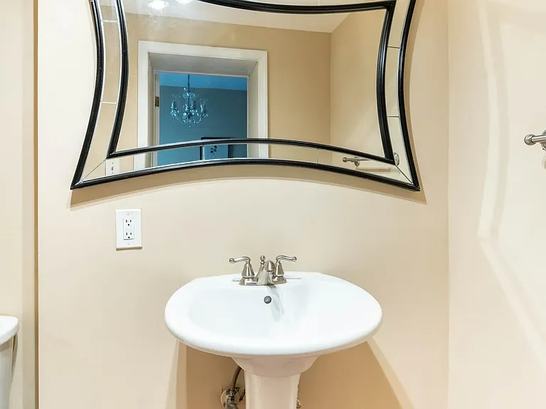 1425 W St NW #2-B — Photo 19
