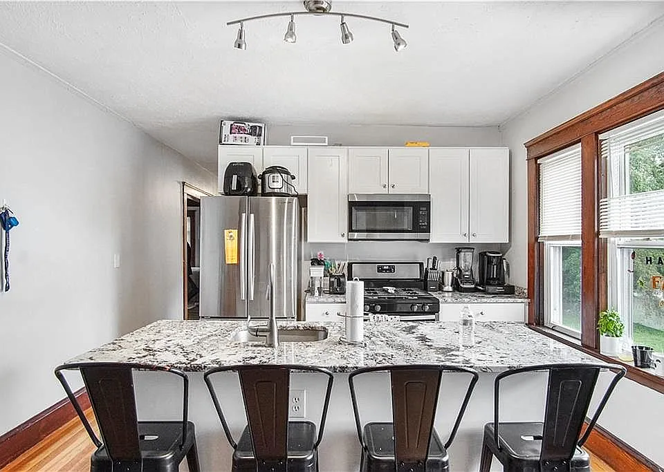1012 Narragansett Blvd #2