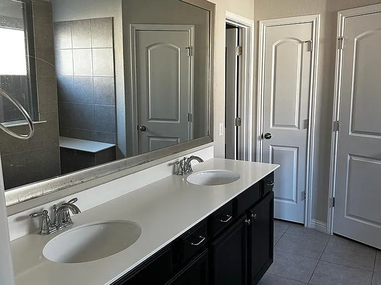 8029 Mozart St — Photo 17