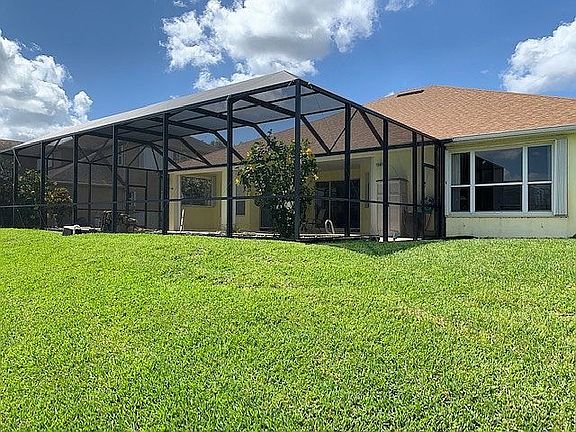 4th image of 3587 Peninsula Cir