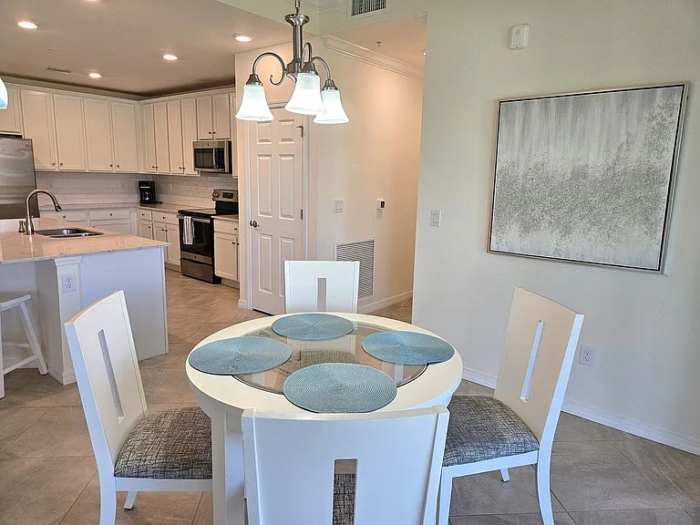 10042 Crooked Creek Dr #103 — Photo 30
