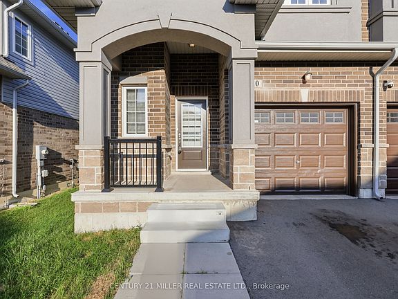 4th image of 10 Linden Park Ln