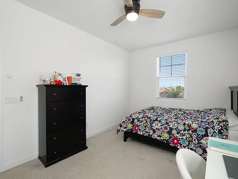 3110 E Hayfield Way — Photo 16