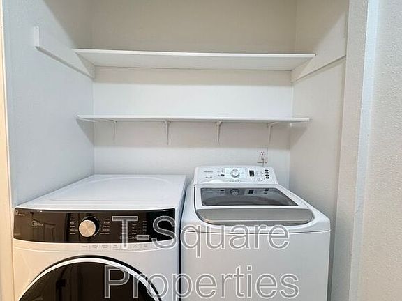 3rd image of 225 164th St SE #203