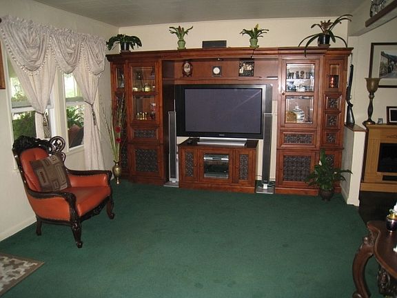4th image of 533 S Park Ave