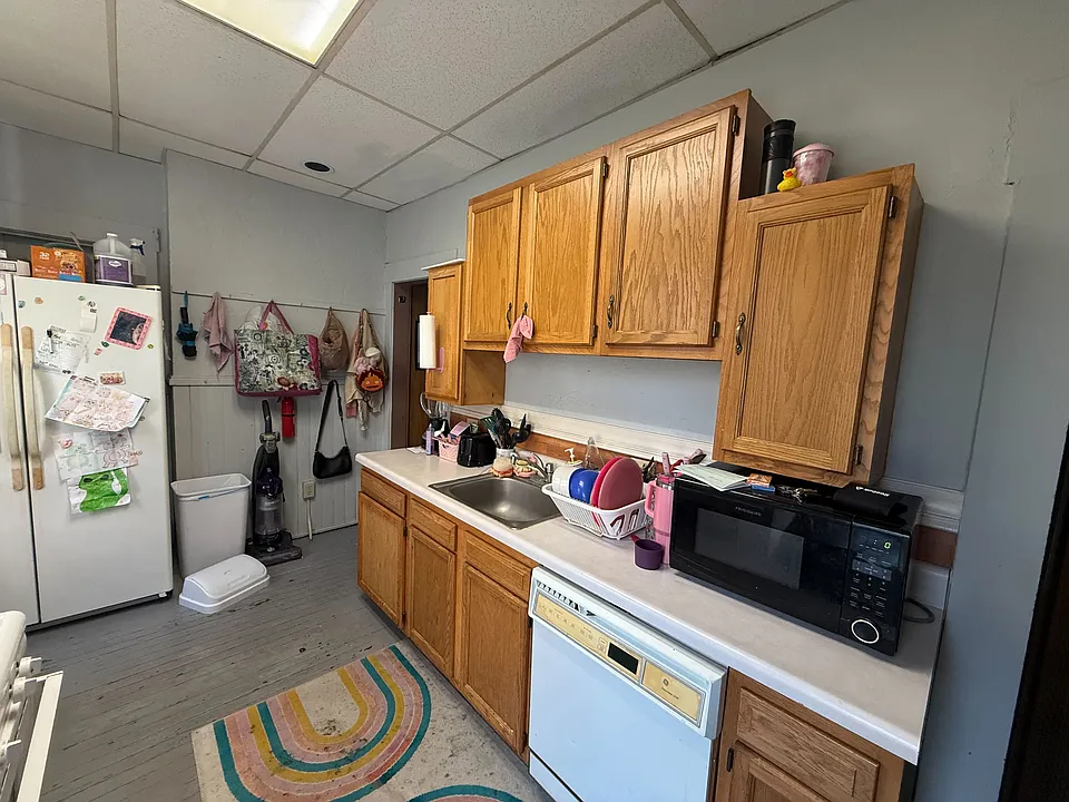 18 McLane Ave #18