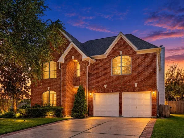11618 Peachwood Lake Dr, Sugar Land, TX 77498