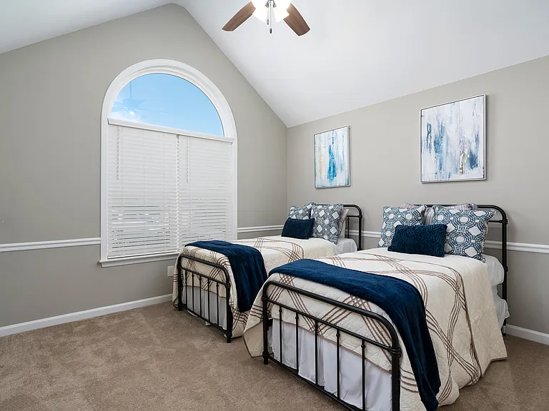 8031 Rockhampton Cir — Photo 5