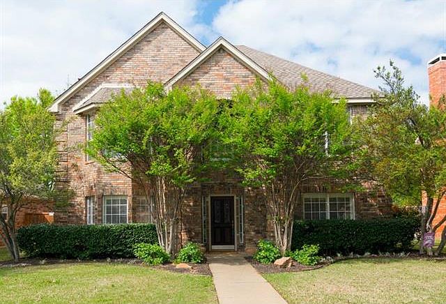 1st image of 528 Meadowood Ln