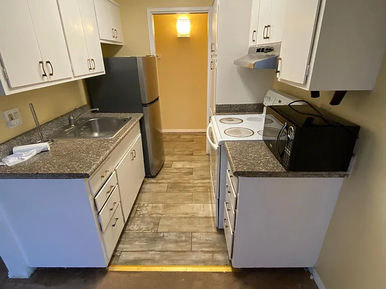 2533 Hillegass Ave #105 — Photo 10