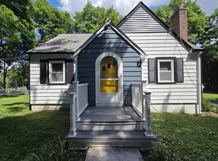 8 Saw Mill River Rd, Hawthorne, NY 10532