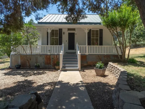 1540 Finnegan Ln, Angels Camp, CA 95222